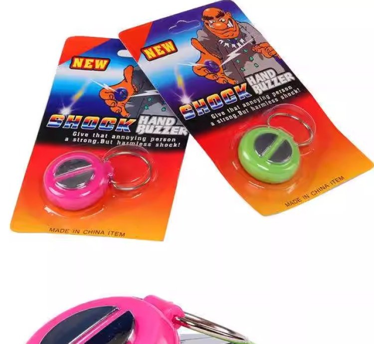 Shock prank keychain