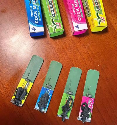 სასაცილო სანახაობა – ჭიქიანი კოჩორაკი ჟელეს შეფუთვაში